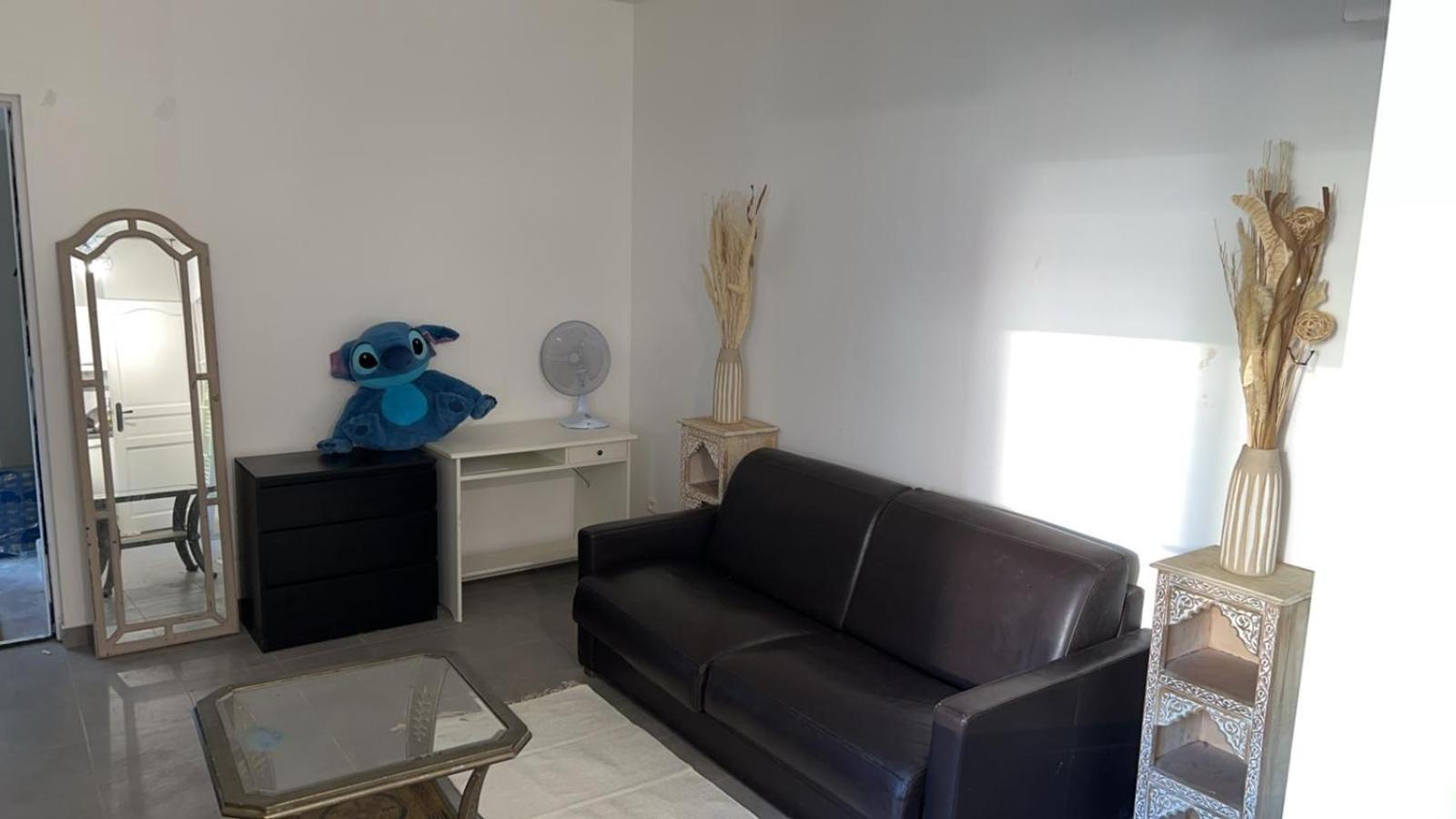 A 2 Arret De Paris Appartement