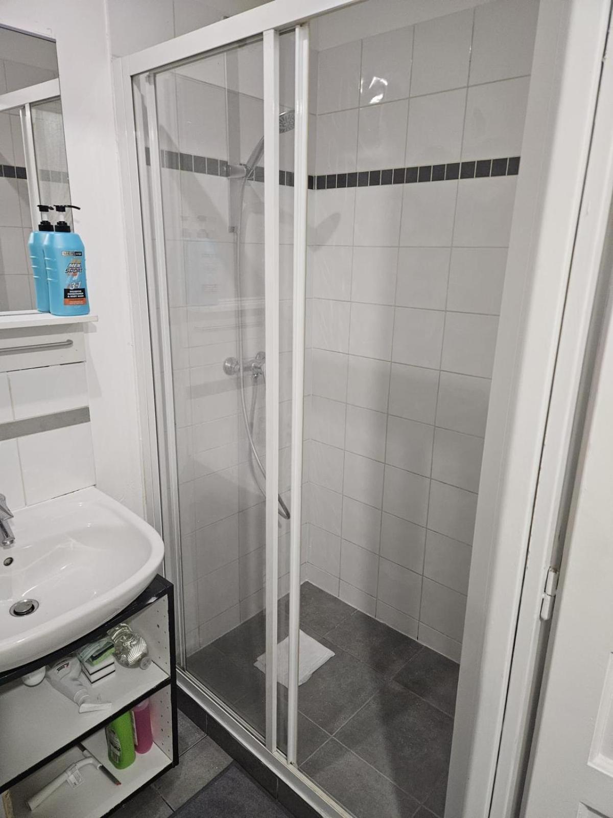 A 2 Arret De Paris Appartement Pierrefitte-sur-Seine